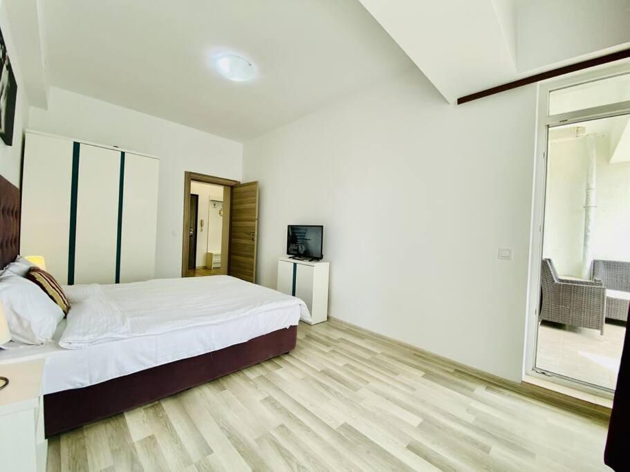 Summerluxe Mamaia Exterior foto